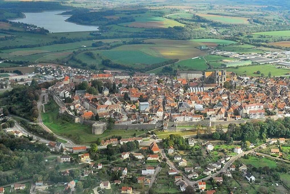 Appartement Proche Des Remparts ラングル エクステリア 写真